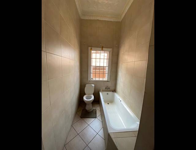 8 BEDROOM HOUSE FOR SALE IN BRIXTON